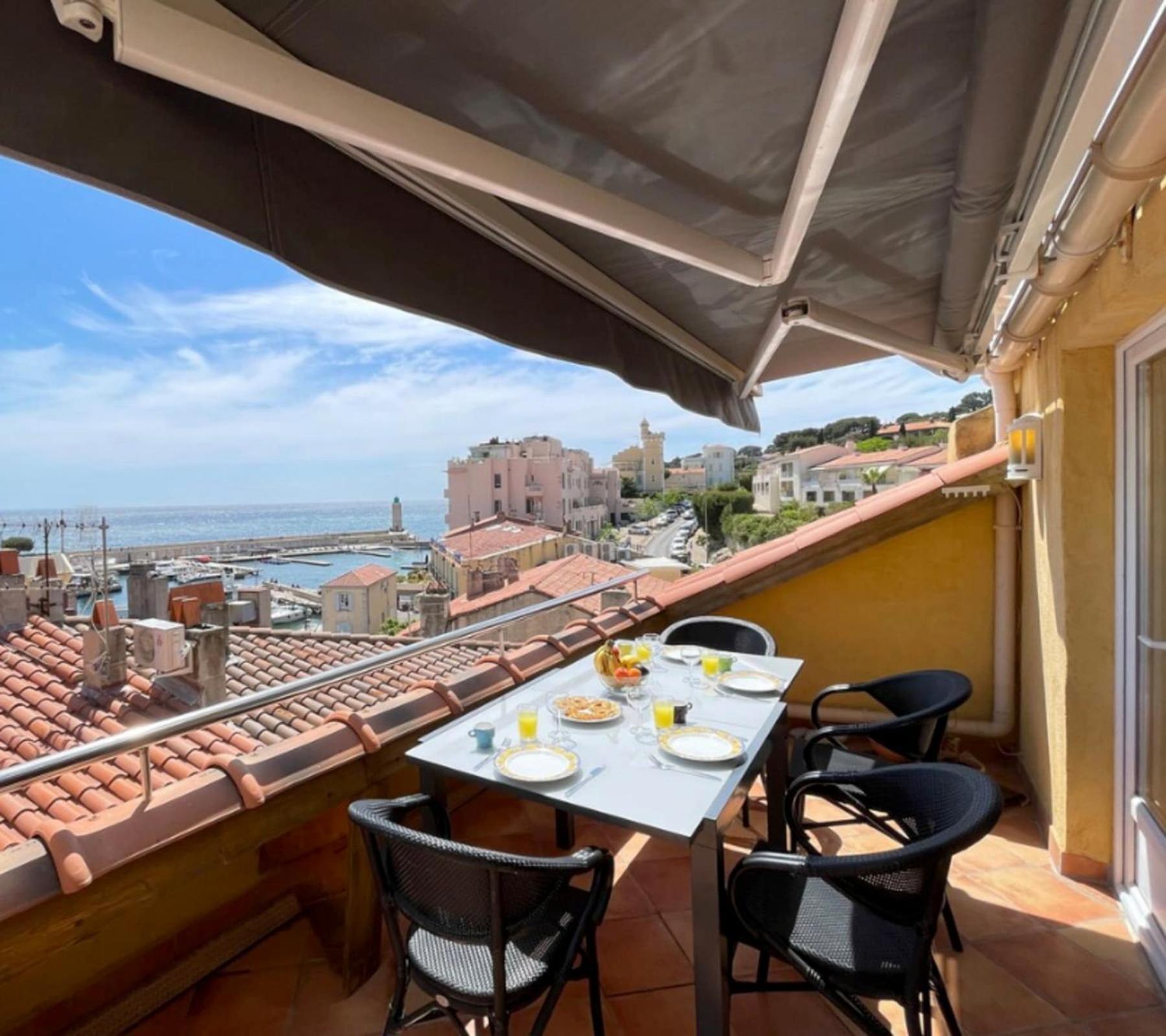 La Perle De Cassis - Terrace With Sea View Lejlighed Eksteriør billede